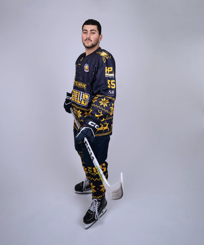 Game-Worn Winter Jersey - #4 Renke